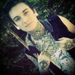 latin számok - tetoválás az ember nyakán - fotó