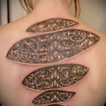 mehanizam unutar tijela djevojke tetovaža leđa žene