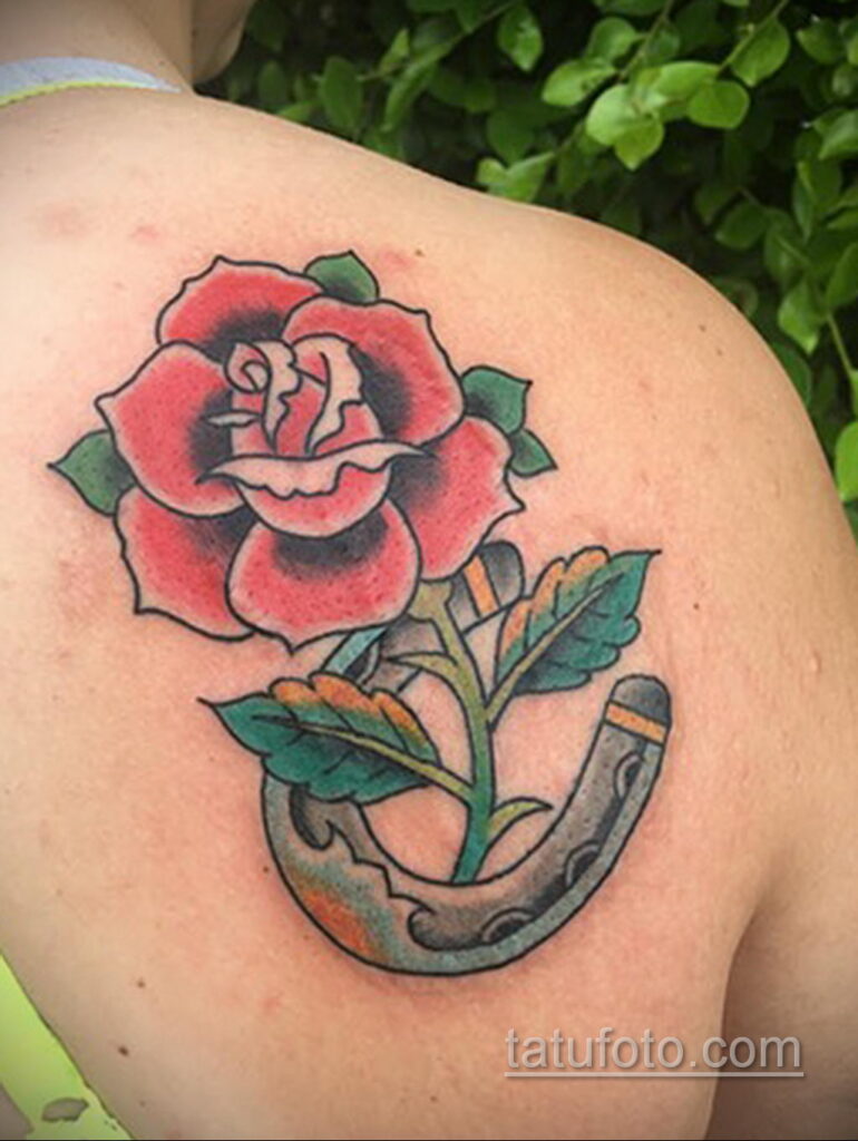 صورة لشم رسم بحدوة حصان 07/22/2021 №653 - رسم وشم حدوة حصان -