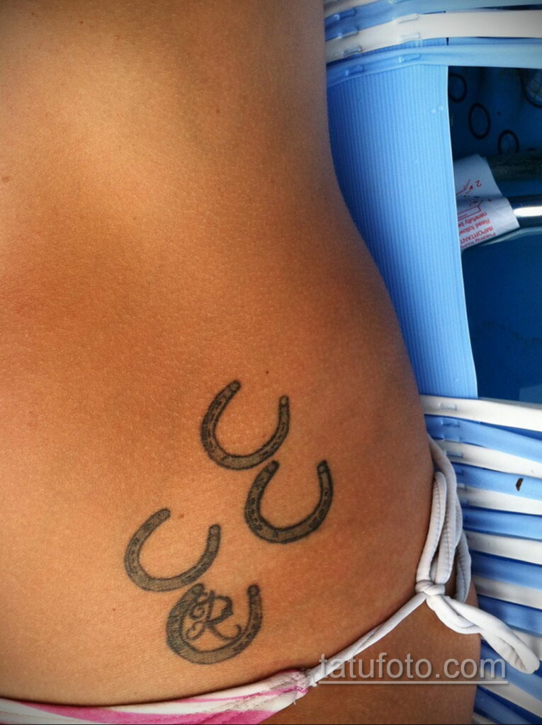 صورة لشم رسم بحدوة حصان 07/22/2021 №652 - رسم وشم حدوة حصان -