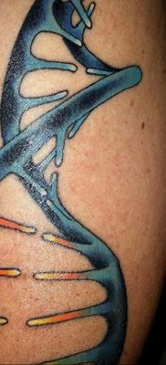 Zdjęcie tatuażu z łańcuchem DNA 25.04.2020 №077 -DNA Chain Tattoo-
