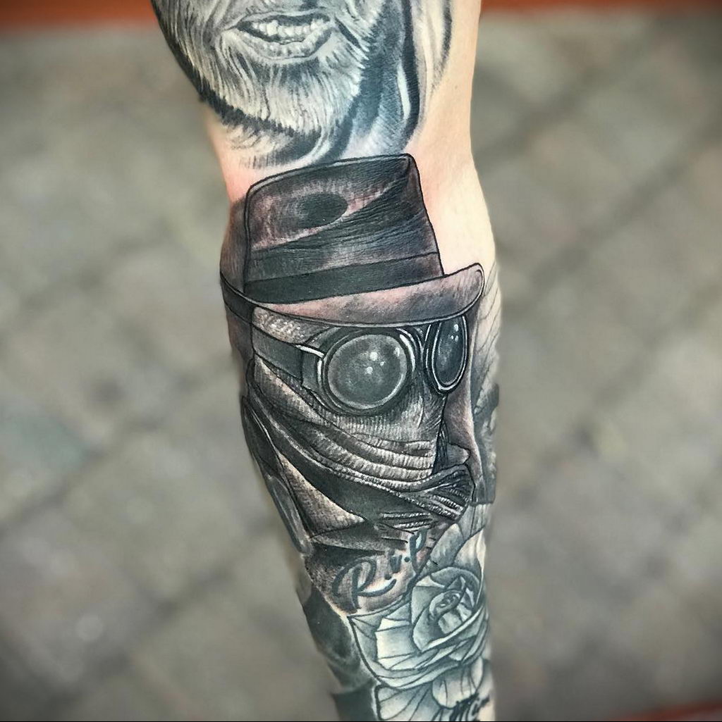 Tatuaż z niewidzialnym człowiekiem - zdjęcie do rysowania tatuażu na stronie 5