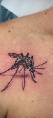 Zdjęcie tatuażu komara 25.04.2020 №006 -tatuaż komara-