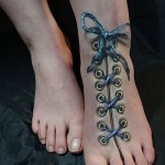 3D tetoválás a lábán