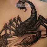 skorpió tetoválás