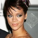 снимка на татуировката на Риана от 23.09.2017 г. # 012 - татуировки на риана -