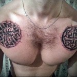 الرمز السلافي - النمط والقبضة - وشم الصدر الذكر