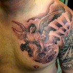 Tatuaże na piersi dla mężczyzn4