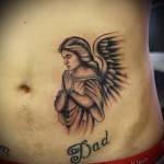 Angyal gyomor tetoválás