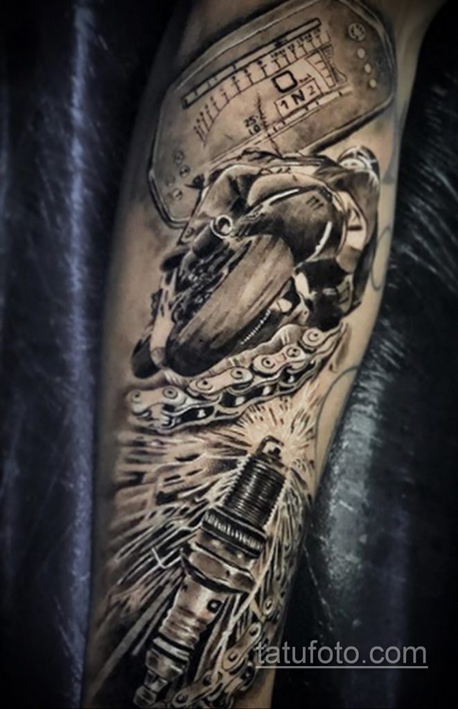 صورة وشم بدراجة نارية 08/29/2020 №049-وشم موتو-