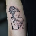 Zdjęcie tatuażu z pocałunkiem 06.07.2020 №058 -pocałuj tatuaż-