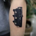 Foto af en tatovering svetovor 05.08.2020 №001 -trafiklys tatovering-