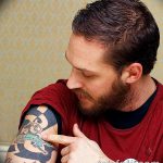 fotó Tom Hardy tetoválásáról 2017. 08. 07. №049 - Tom Hardy tetoválása_