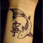 Tatuaże na dłonie dla dziewczynek 1