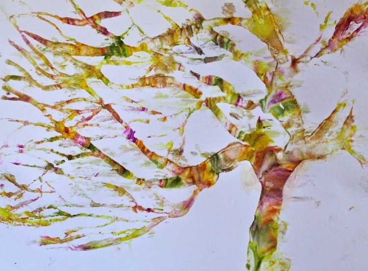 Na krásne obrázky používajte šablóny na maľovanie penou na holenie