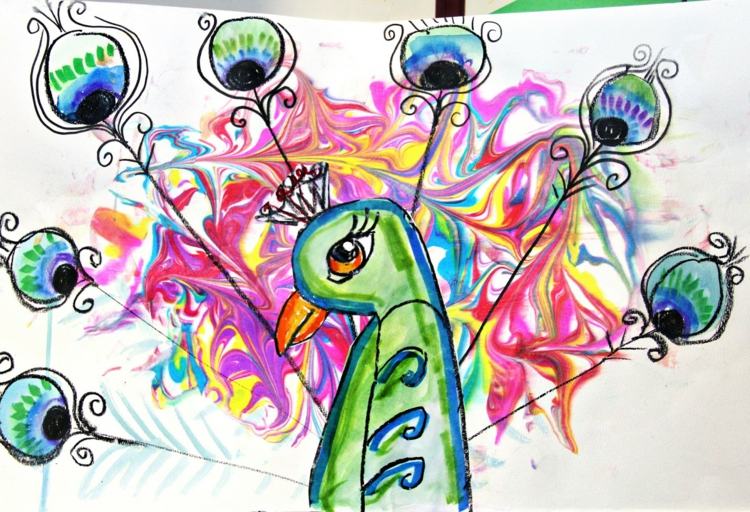 Mramorový obraz ako základ pre páva