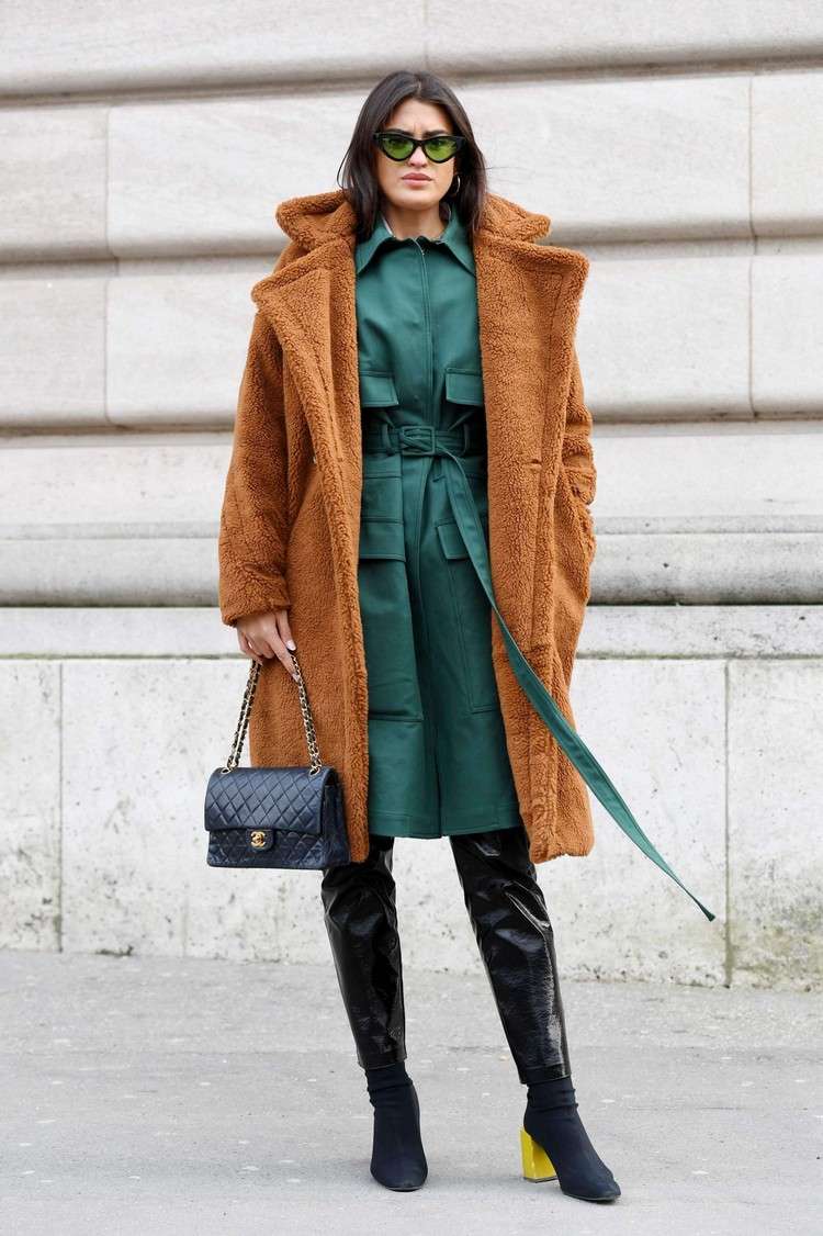 Biznis oblečenie na jeseň Teddy Coat kombinuje kožené topánky trend 2020