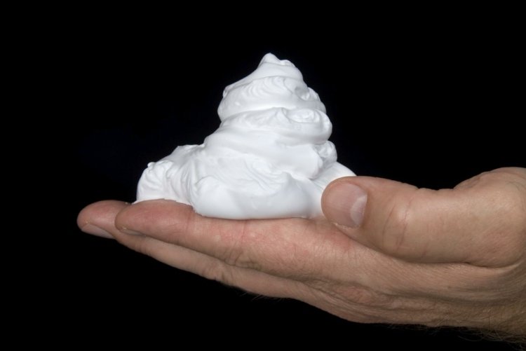 čistenie kobercov-holenie-pena-koberec-pena-alternatíva-bez poškvrny