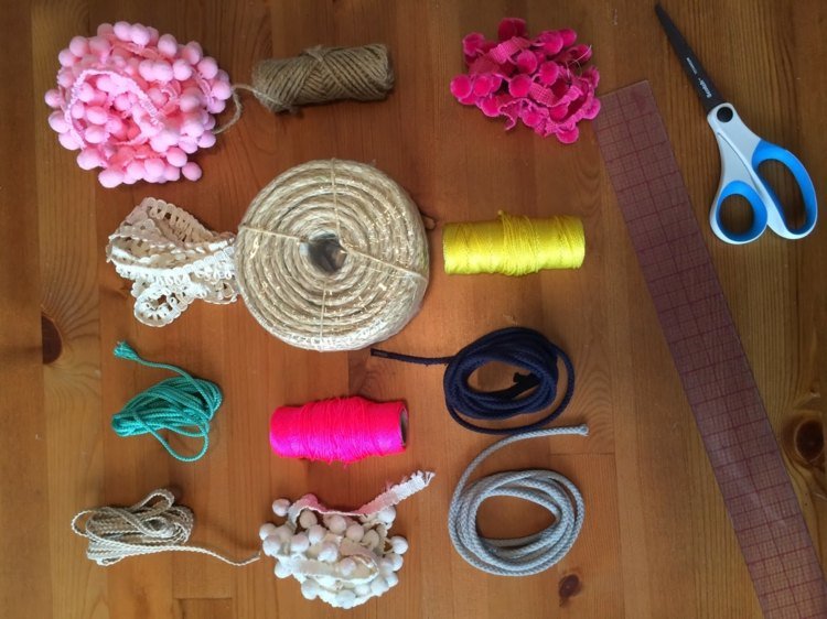 Vyrobte si-vlastný-koberec-materiály-lano-bobble-stuha-šnúra