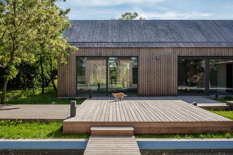 statok dizajn moderný dvor drevená paluba