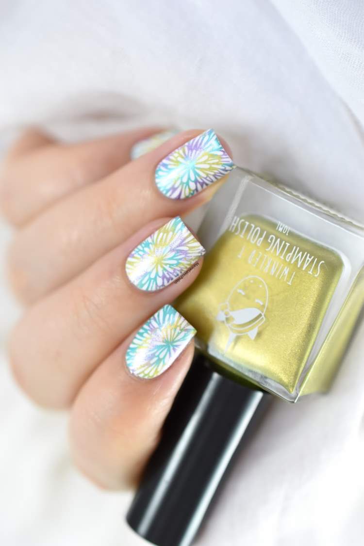 Kovové nápady na nechty, trendy na nechty pre krátke nechty