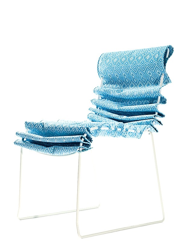 Inovatívny kus nábytku Kučeravá stolička Velikov