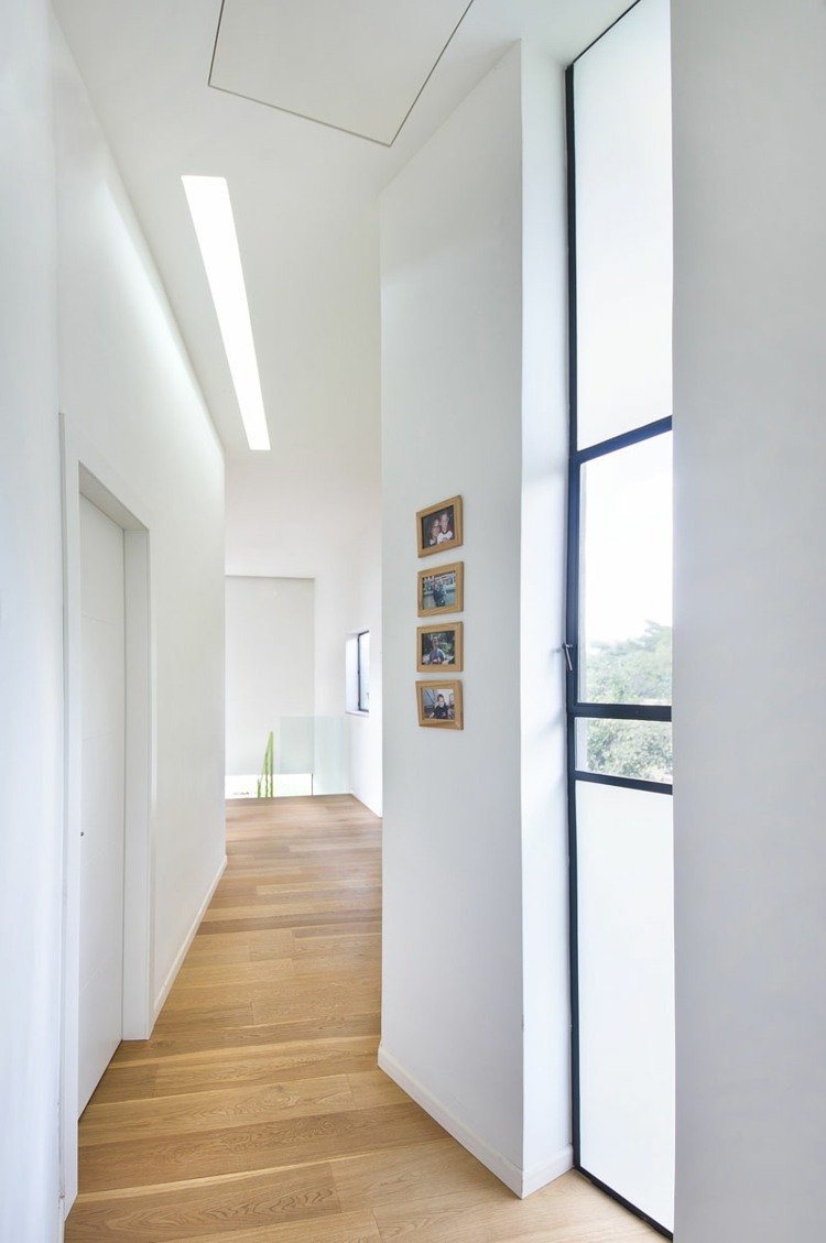 neobvyklý-nábytok-sála-dizajn-jednoduchý-cik-cak