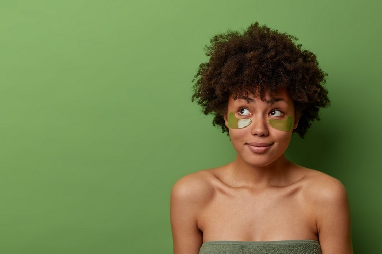 Tmavé kruhy Ošetrenie Domáce prostriedky Tipy na starostlivosť o pleť