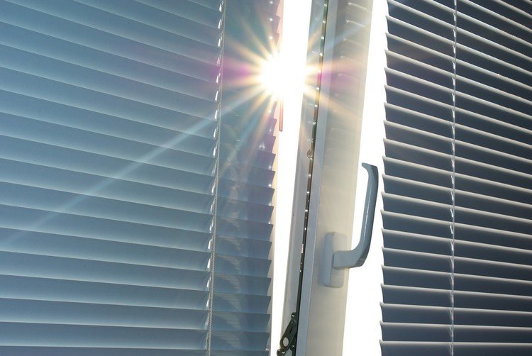 tipy-okná odolné voči vlámaniu-nikdy-neopúšťať-sklopné-otvorené