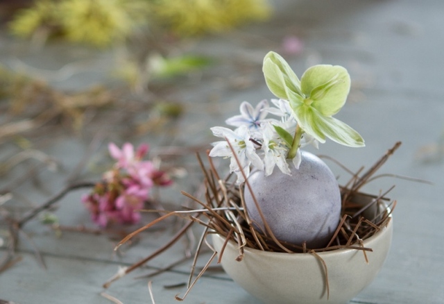 tipy farbenie veľkonočné vajíčka nápady dekorácie vyfúknuť vázy