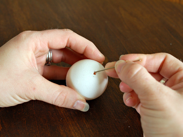 Nápady na dekoráciu veľkonočných vajíčok vyfúkajú dieru na ihlu