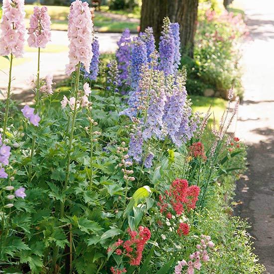prvky z farmárskej záhrady voňavé kvety pastelových tónov
