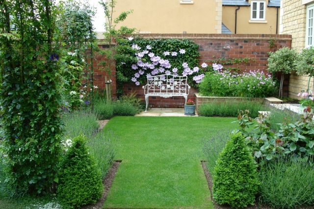 Myšlienky živé ploty kvety kvety kamenná stena kvetináče