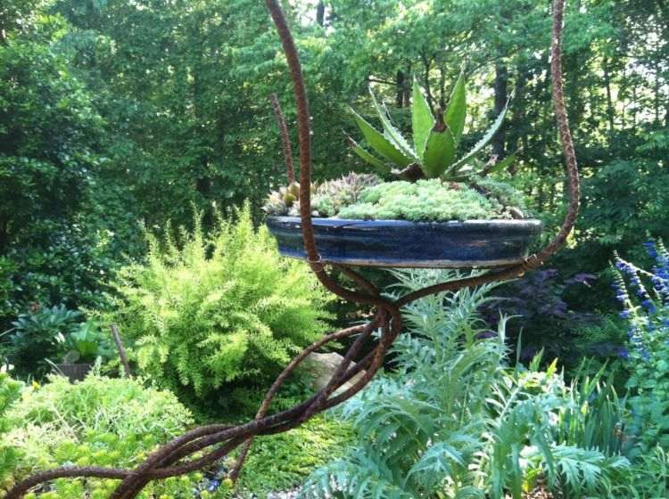 konštrukčné oceľové lešenie plantážne rastliny sukulenty kríky