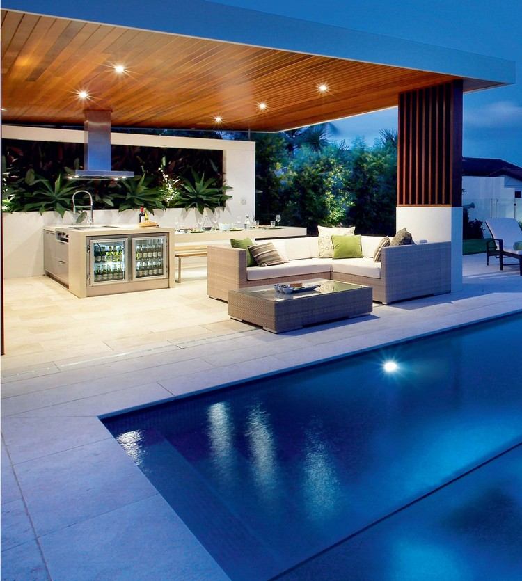 záhradné sedenie-zostavy-nápady na dizajn-prútená-rohová sedačka