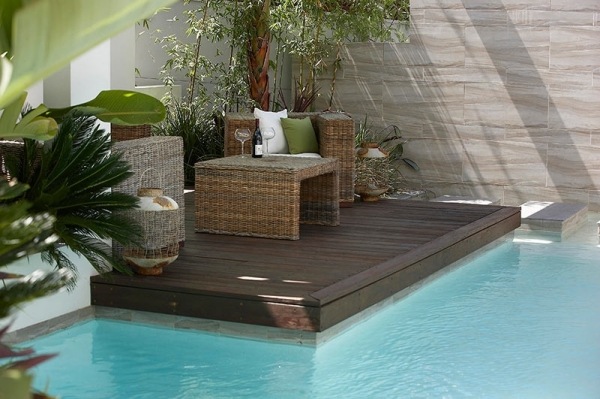 Lounge set, ratanový záhradný nábytok, bazén