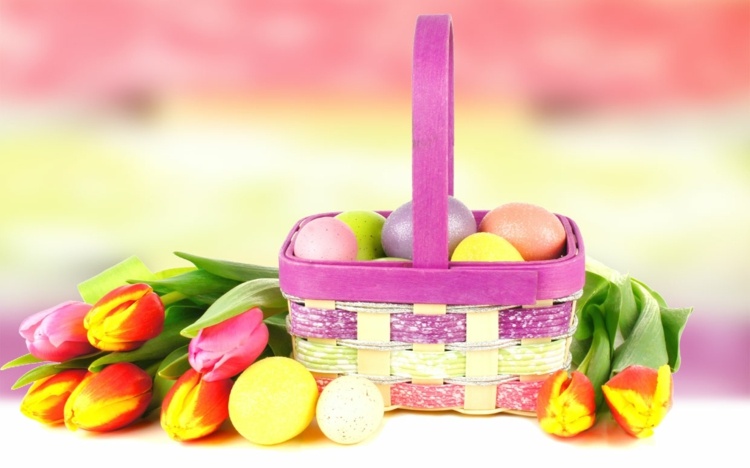 Urob si sám veľkonočné koše drevené-tulipány-farebné-veľkonočné vajíčka