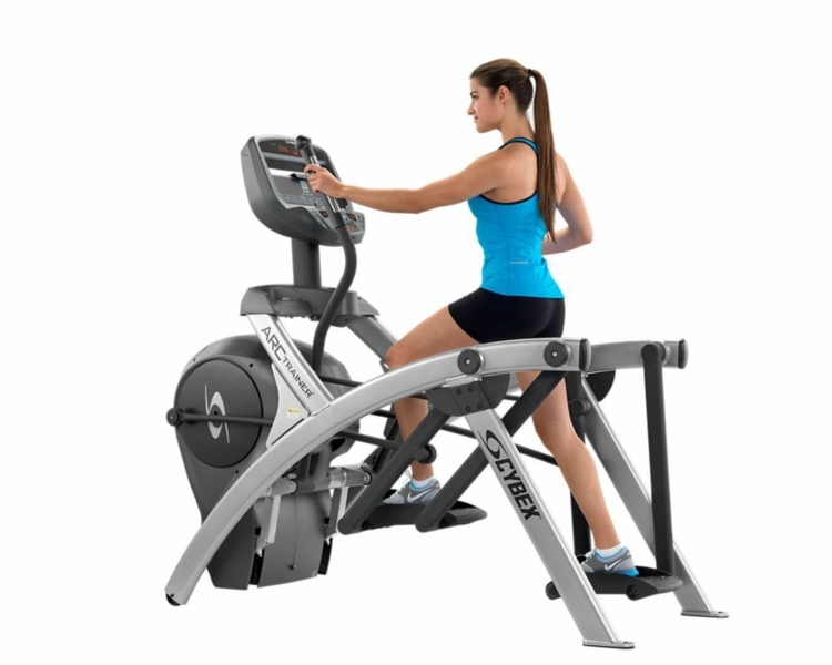 Kardio stroj Arc Trainer pre výhody tréningu domácej vytrvalosti