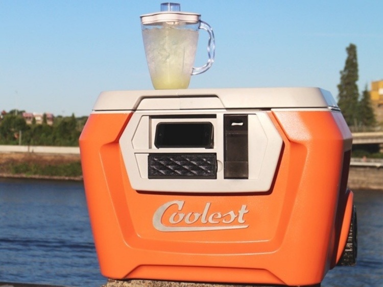 Chladiaci box Coolest Cooler s vysoko funkčným dizajnom najlepšie projekty Kickstarter 2014-coolest-cooler-kuehlbox