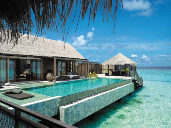 Snový bazén s mozaikovým dizajnom-Shangri La Villingili-Resort Spa-Maldivské ostrovy Hotelové bazény Design Mosaic Tiles-Shangri La Villingili-Resort Spa-Wellness Maldivian Islands