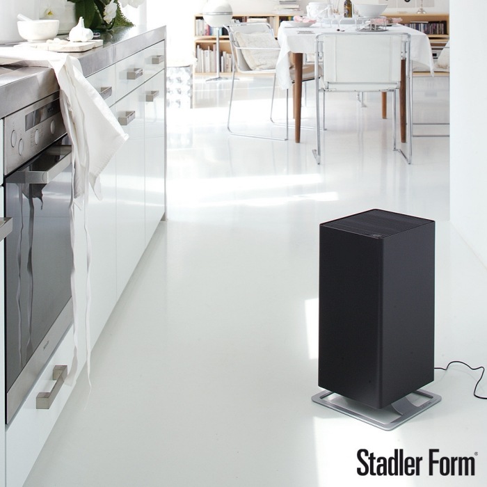 Stadler-Form-Viktor-čistička vzduchu-čierna-subtílny dizajn