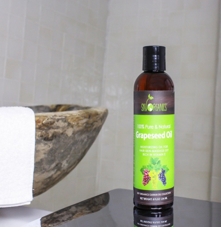 olej z hroznových jadier pokožka tvár maska na vlasy telo proti starnutiu