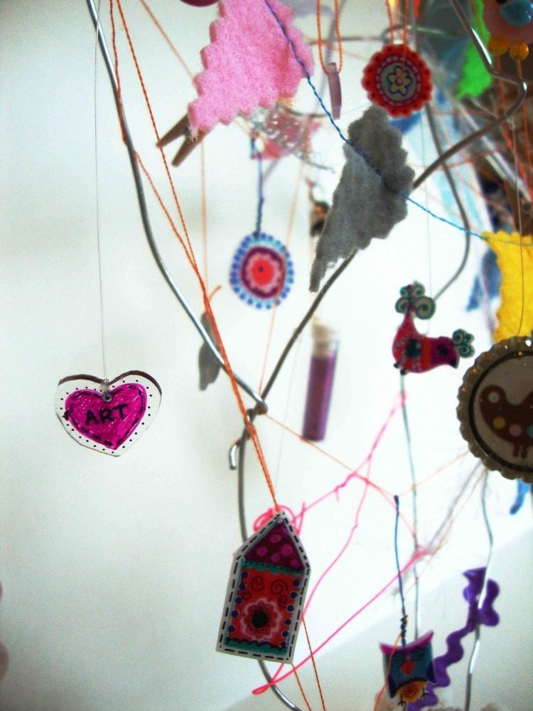 snové-ručné práce-deti-nápadité-chaotické-zdobenie-vzrušujúce-zábavné