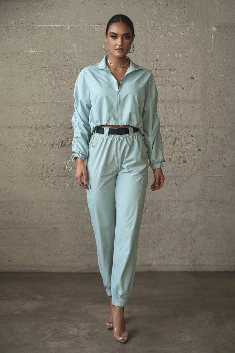 Mätová zelená kombinuje trendové farby jar-leto 2021