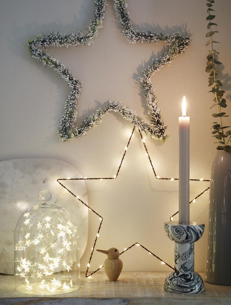 Trend colours Christmas 2019 osvetlenie rozprávkových svetiel a vianočných hviezd