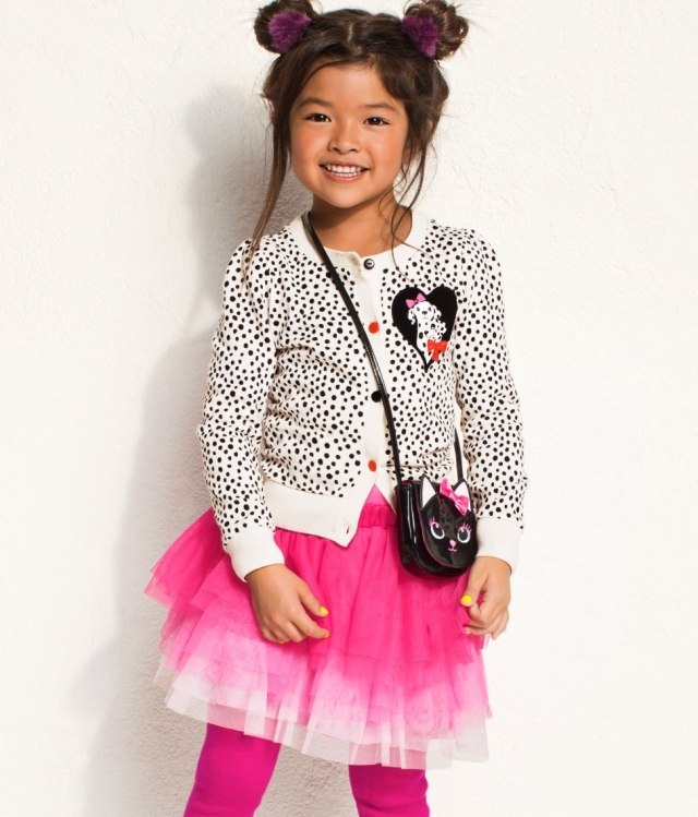 nápady na módne detské účesy pre malé dievčatá účesy-mickey-mouse-look nápady-pre-cool-dievča-účesy-mickey-myš-look