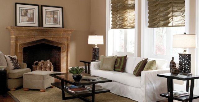 Živé nápady neutrálna farebná paleta biela pohovka