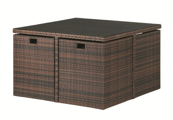 Skupinové stoličky z polyratanového nábytku