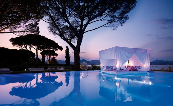 ležadlo od Ega Paris lounge-bed-ego-Paris