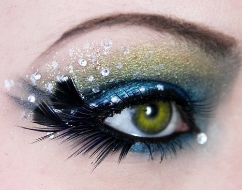 Nápady na líčenie očí Umelé častice trblietania mihalníc Linie rias Obočie Líčenie očí Umelé riasy, linka na mihalnice, obočie